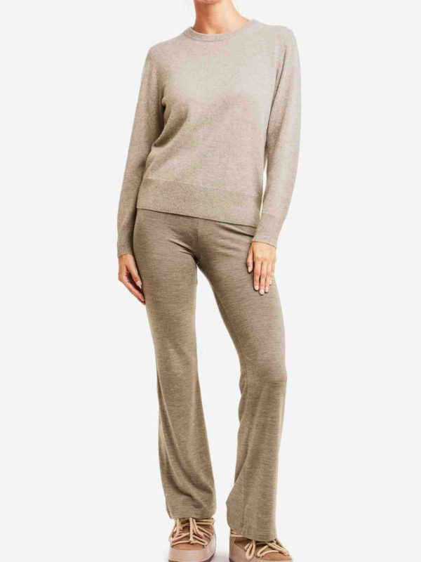 We Norwegians Blefjell Crewneck Women's Shirt - Image 4