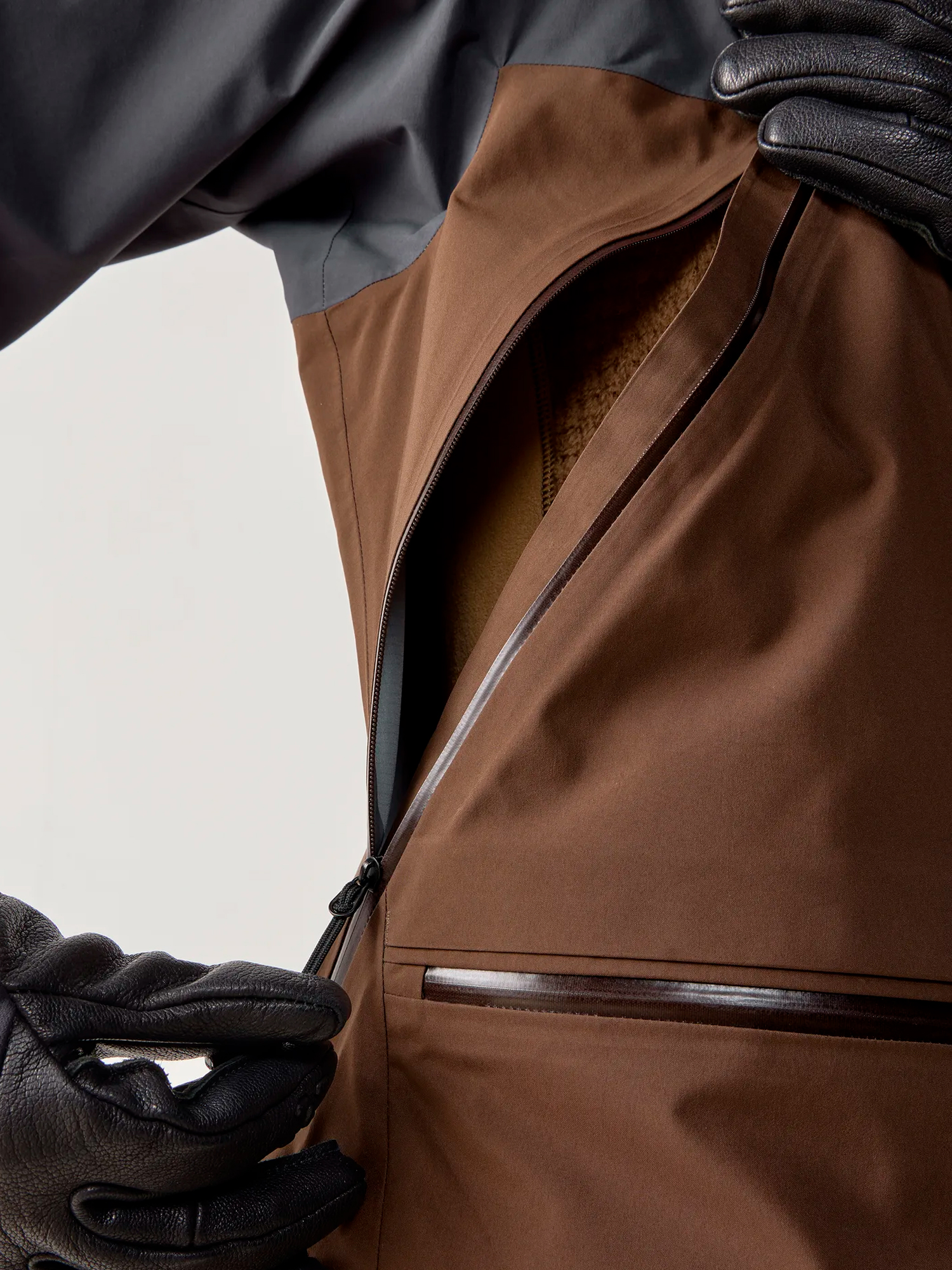 Haglöfs Vassi GTX Pro II Naisten Laskettelutakki - Image 8