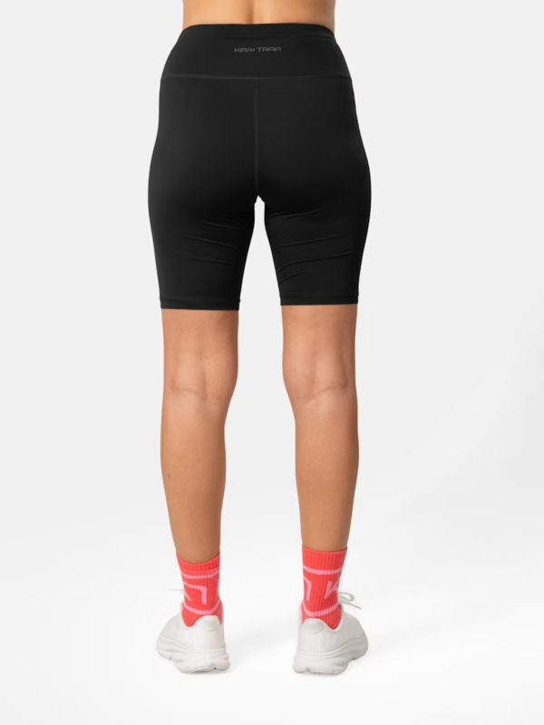 Kari Traa Vilde 8In Women's Bike Shorts - Image 3