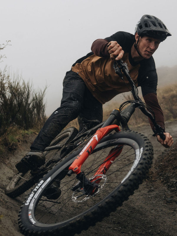 Mons Royale Momentum Men's Bike Pants - Image 4