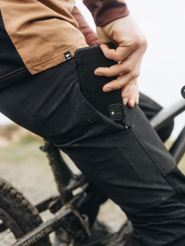 Mons Royale Momentum Men's Bike Pants - Image 5