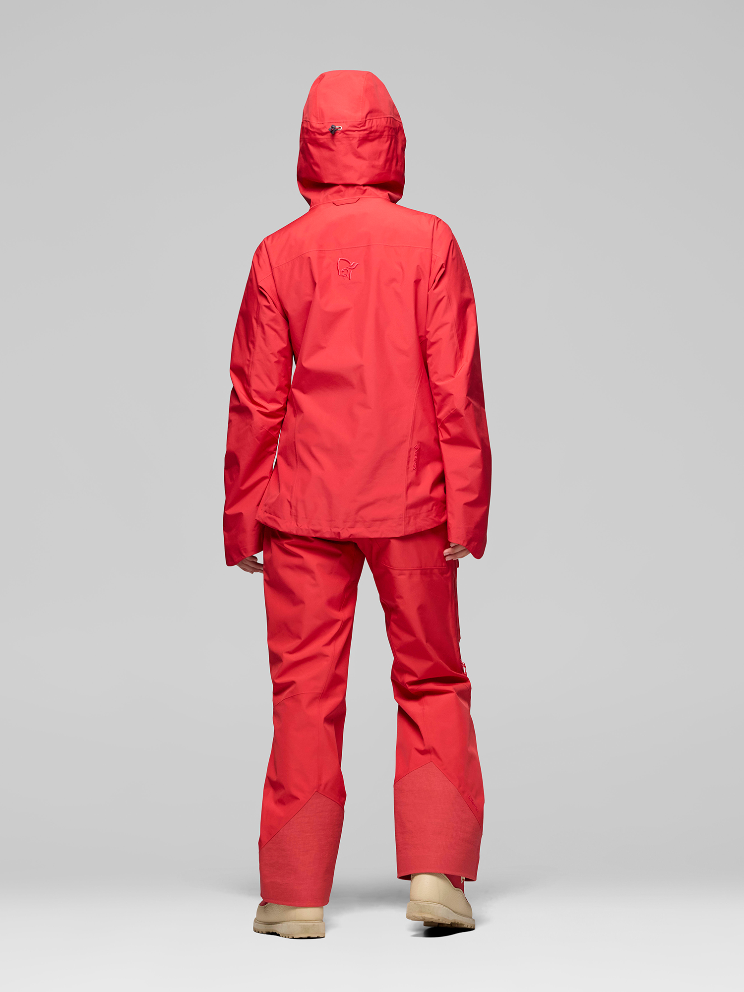 Norrona Lofoten GTX Insulated Naisten Kuoritakki - Image 4