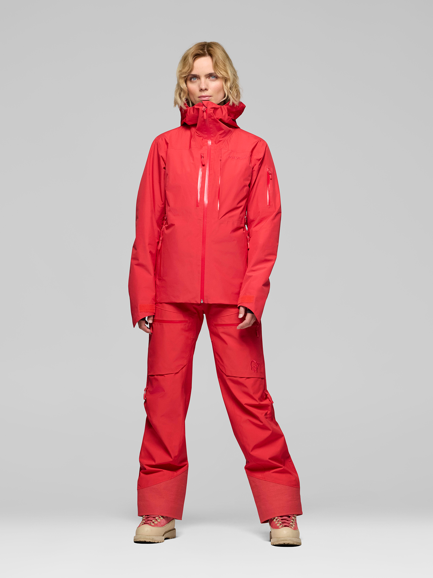 Norrona Lofoten GTX Insulated Naisten Kuoritakki - Image 3