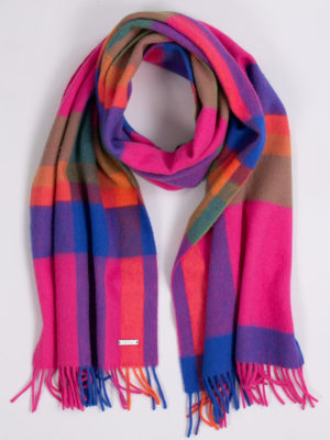 Alternative view of Sätila Hajom Scarf