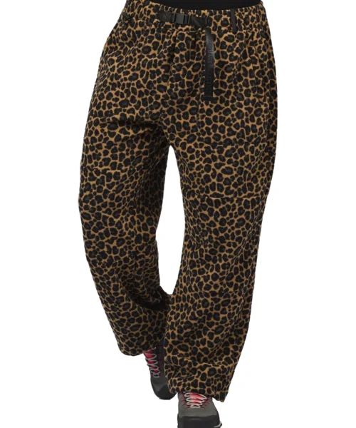 Eivy versa naisten fleecehousut leopard mallin päällä edestä