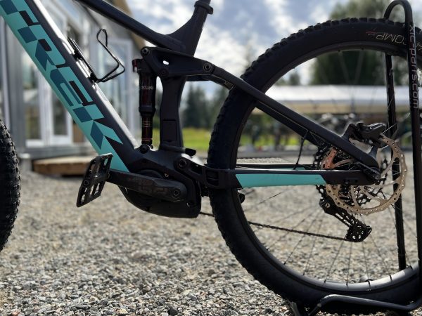 Trek Rail 5 Deore 500W (rentalbike) - Image 3
